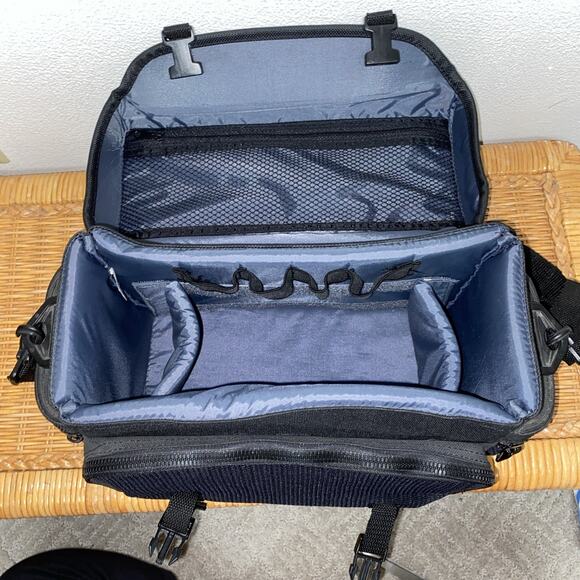 Ambico Black Padded Camera Case 12" x 5" x 7" - Picture 8 of 10